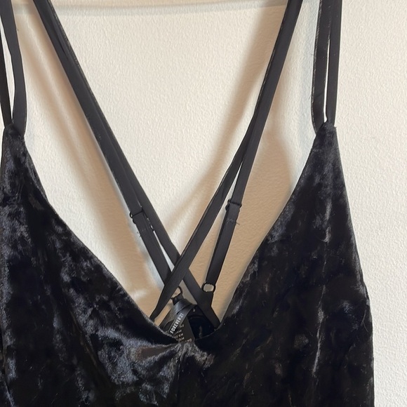 NEW Forever 21 Velour Swing Dress Medium Elastic Black Straps Tank - Picture 6 of 14